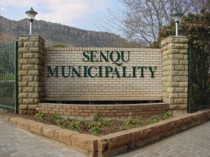 Garden wall with the name of Senqu Municipality